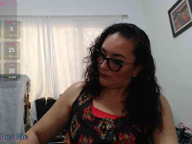 SaimaJayyeb webcam