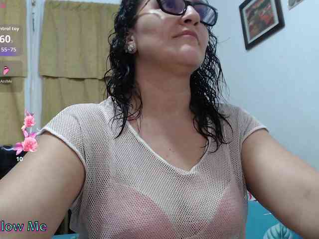 SaimaJayyeb webcam