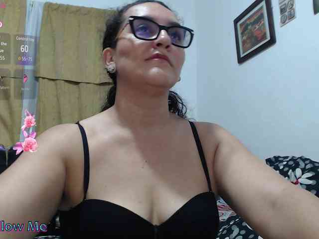 Modèle: SaimaJayyeb
