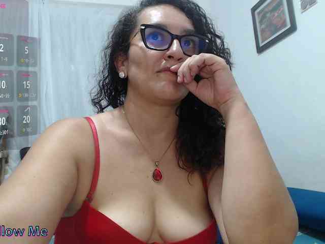 SaimaJayyeb webcam