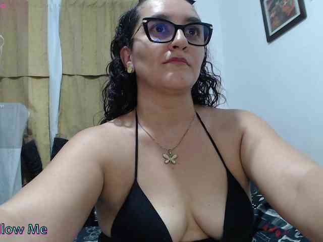 SaimaJayyeb webcam