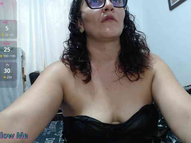 Modèle: SaimaJayyeb