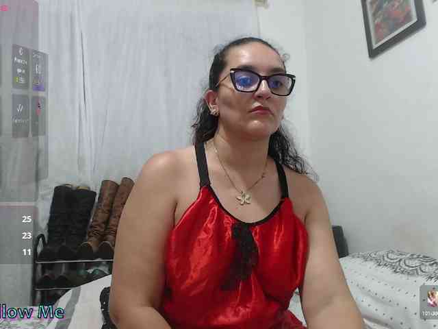 Modèle: SaimaJayyeb