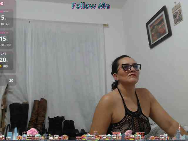 Modèle: SaimaJayyeb