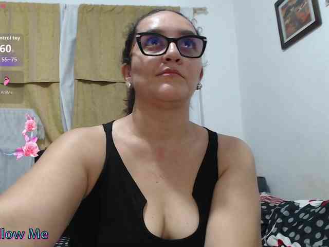 Modèle: SaimaJayyeb