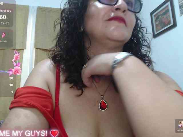 Modèle: SaimaJayyeb
