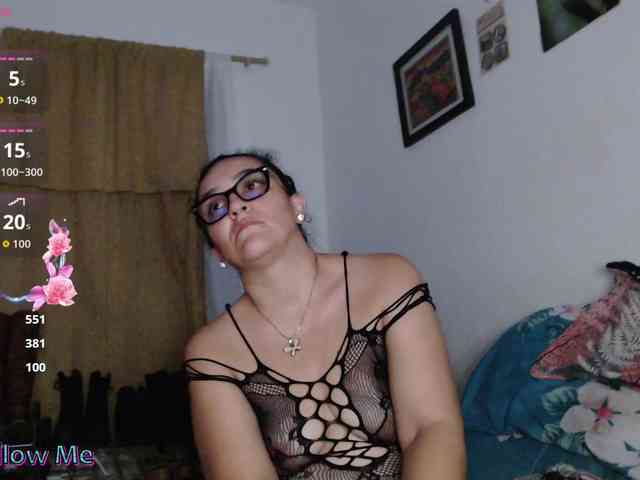 Modèle: SaimaJayyeb