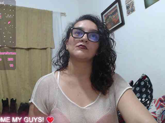 SaimaJayyeb webcam