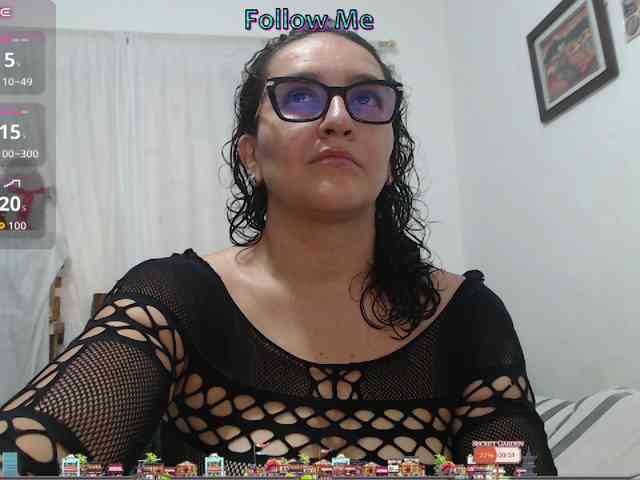 Modèle: SaimaJayyeb