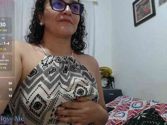 SaimaJayyeb webcam