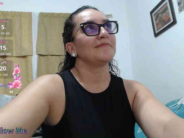 Modèle: SaimaJayyeb
