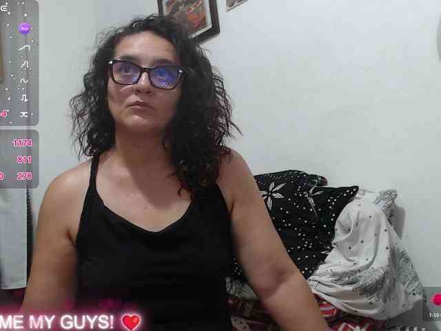 Modèle: SaimaJayyeb