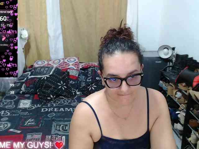 SaimaJayyeb webcam