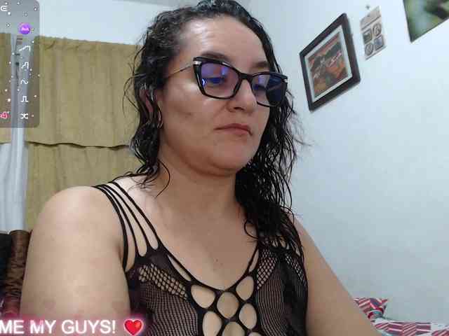 SaimaJayyeb webcam