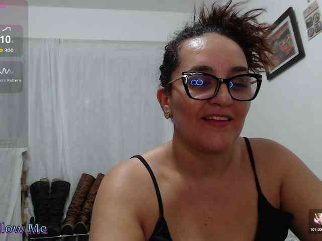 Modèle: SaimaJayyeb