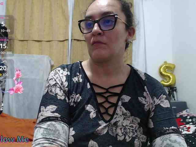 Modèle: SaimaJayyeb