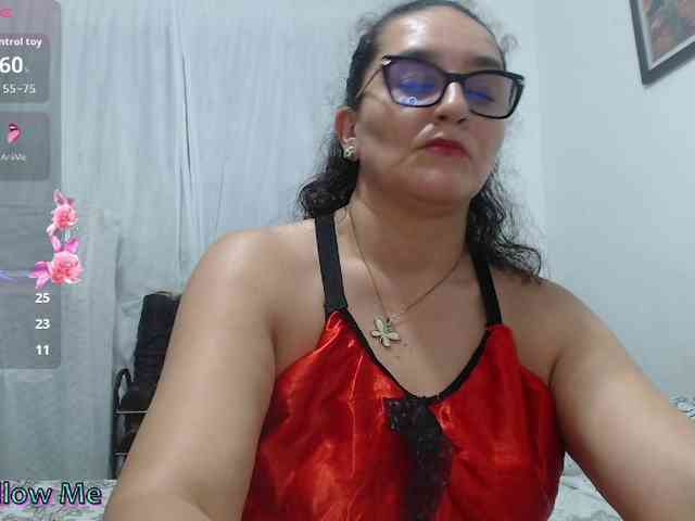 Modèle: SaimaJayyeb