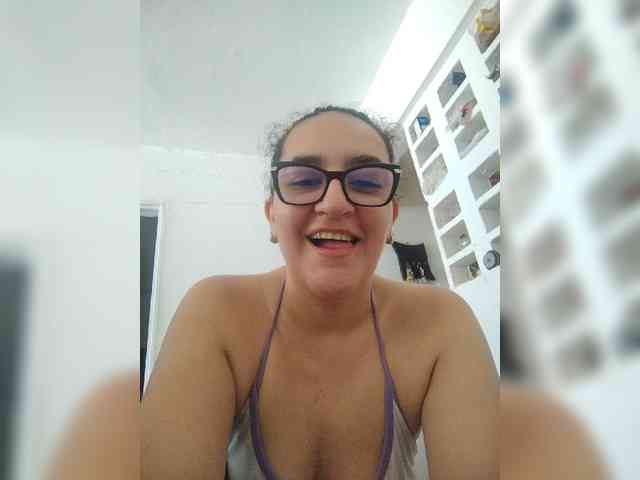 Modèle: SaimaJayyeb
