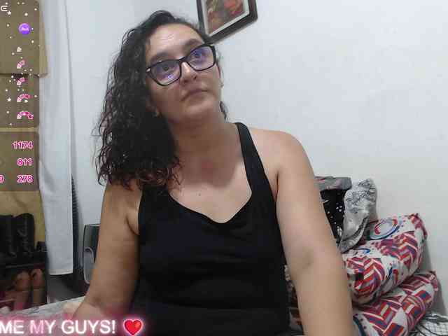 SaimaJayyeb webcam
