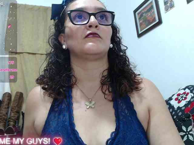 SaimaJayyeb webcam