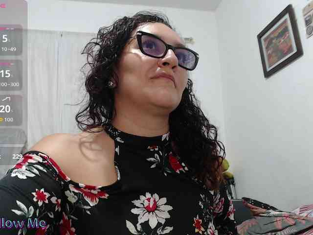 SaimaJayyeb webcam