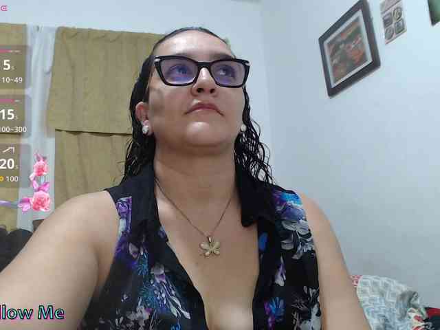 Modèle: SaimaJayyeb