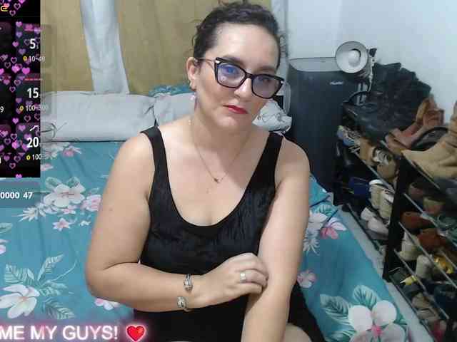 Modèle: SaimaJayyeb