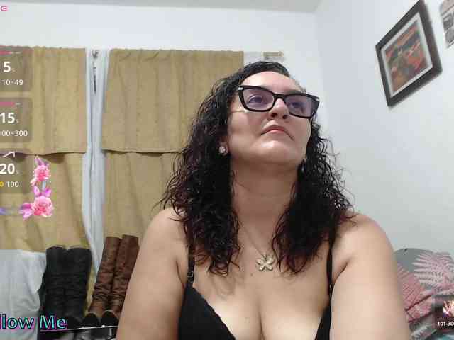 SaimaJayyeb webcam