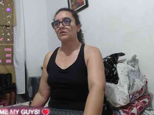 SaimaJayyeb webcam