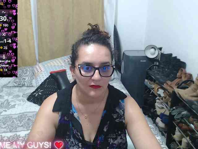 SaimaJayyeb webcam