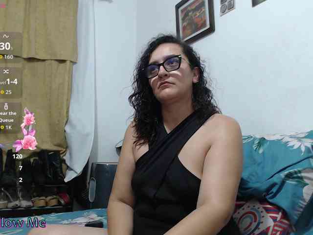 SaimaJayyeb webcam