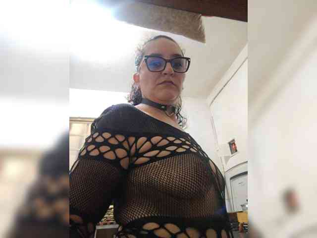 Modèle: SaimaJayyeb