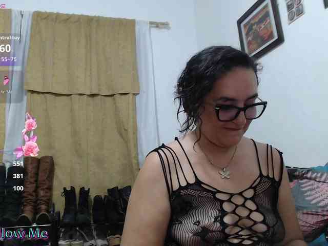 SaimaJayyeb webcam