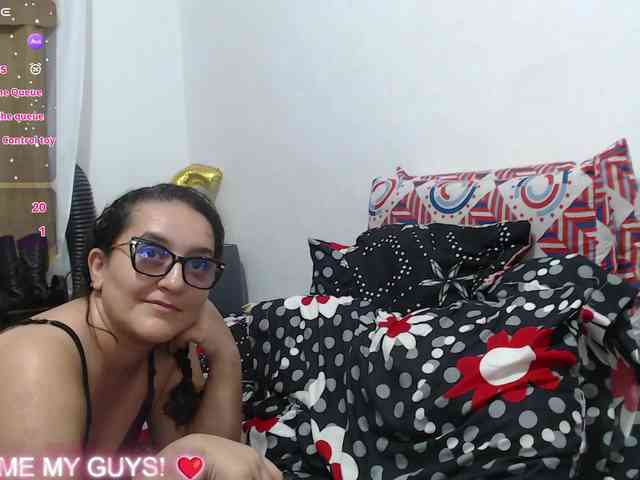 SaimaJayyeb webcam
