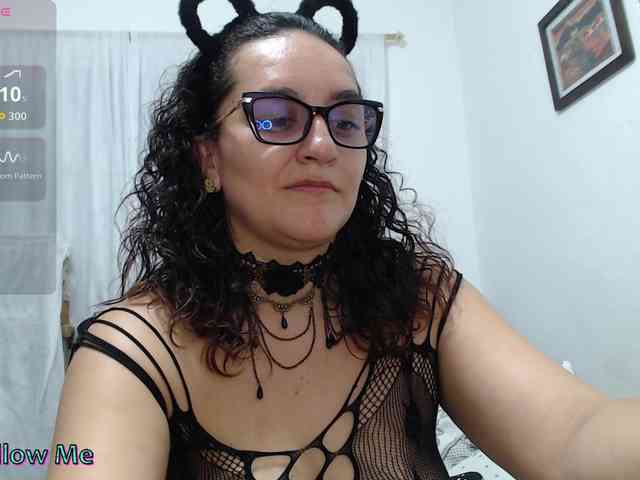 Modèle: SaimaJayyeb