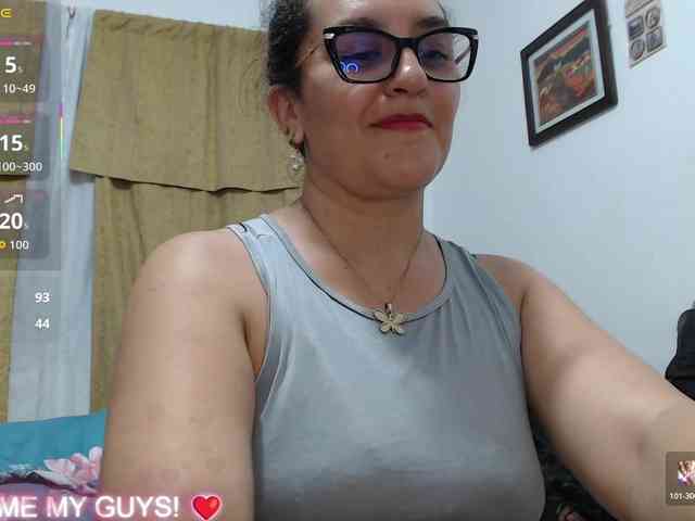 SaimaJayyeb webcam
