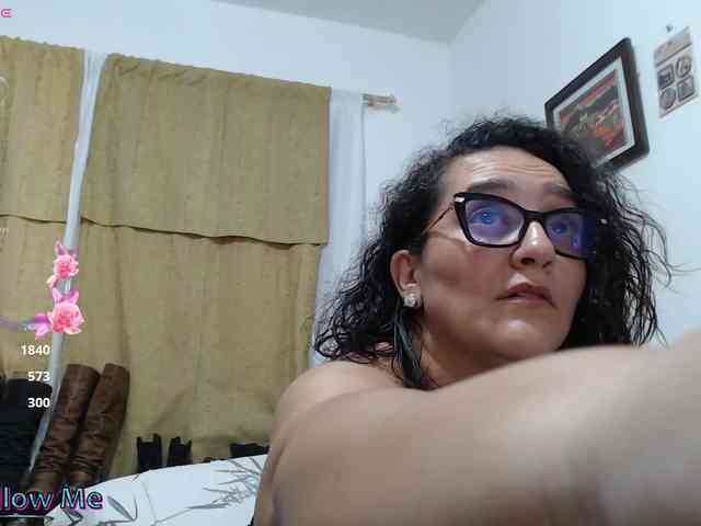 SaimaJayyeb webcam