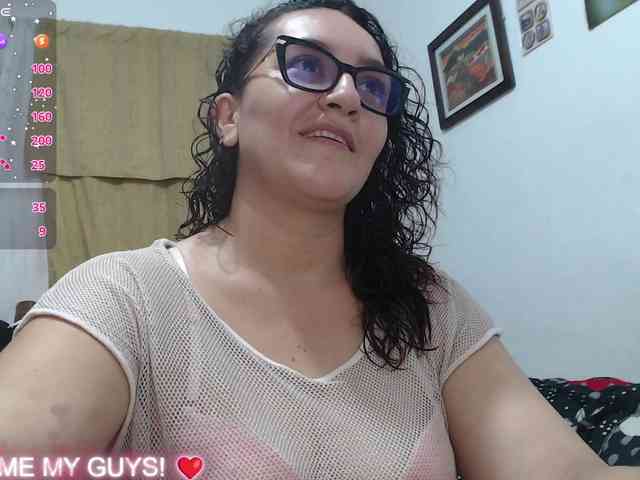 SaimaJayyeb webcam