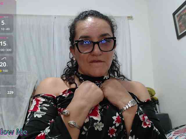 SaimaJayyeb webcam
