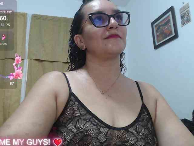 SaimaJayyeb webcam