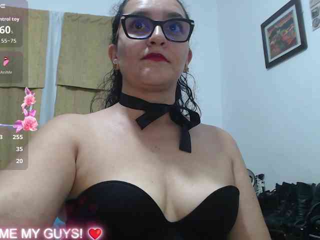 SaimaJayyeb webcam