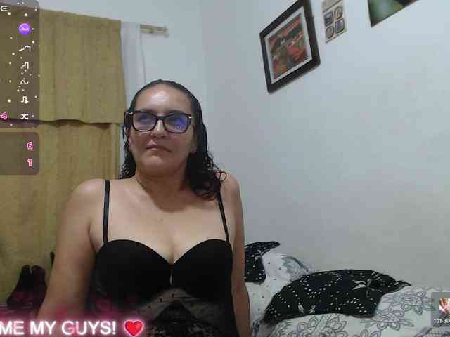 SaimaJayyeb webcam