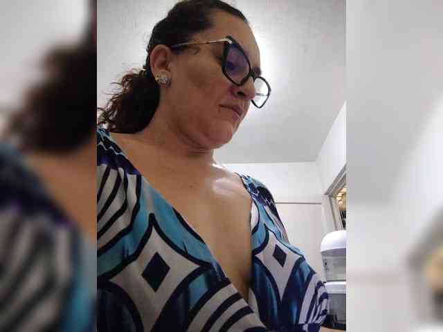 SaimaJayyeb webcam