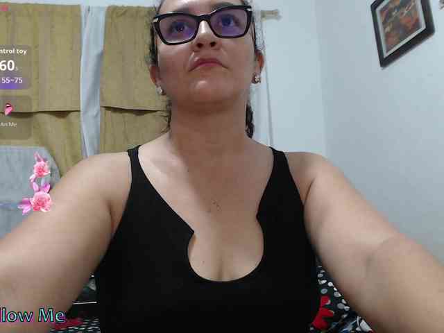 Modèle: SaimaJayyeb