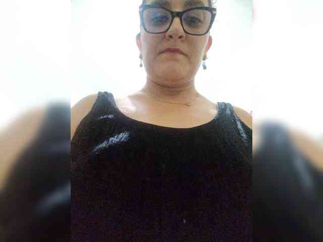 Modèle: SaimaJayyeb