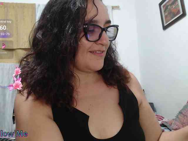Modèle: SaimaJayyeb