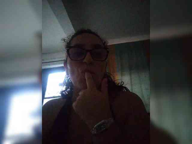Modèle: SaimaJayyeb