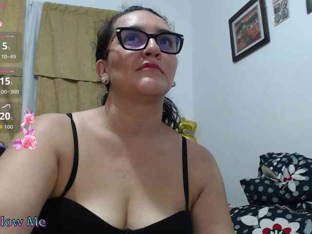 SaimaJayyeb webcam