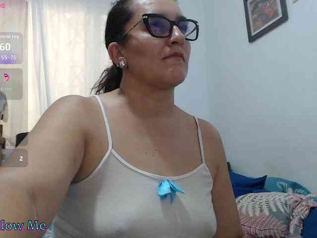 SaimaJayyeb webcam
