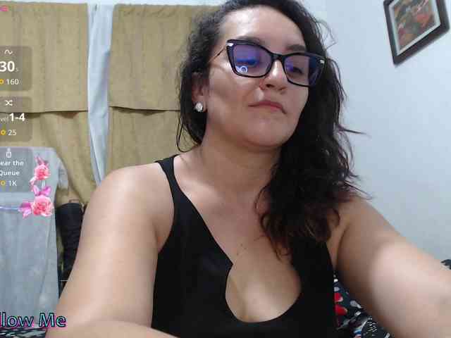Modèle: SaimaJayyeb